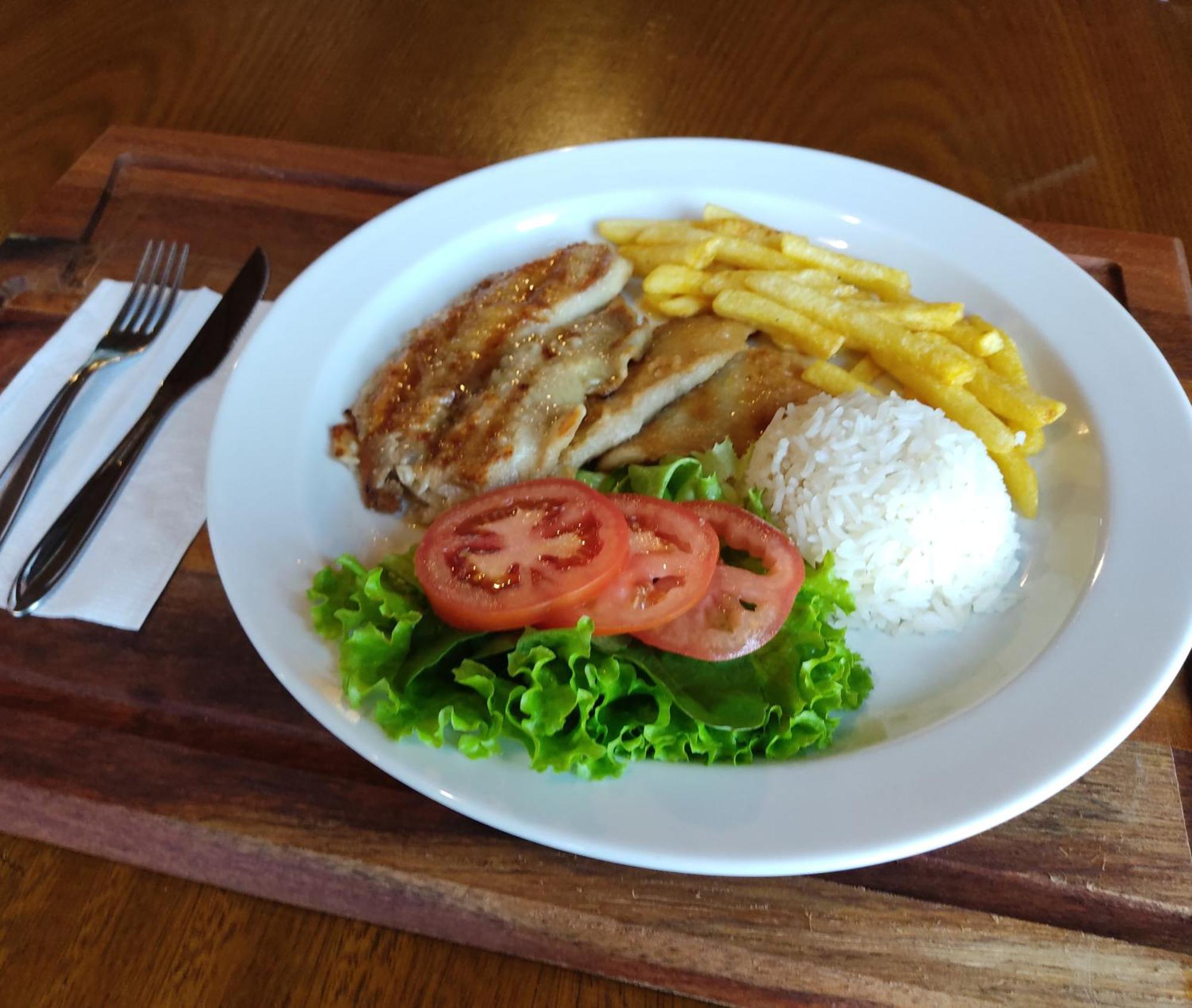 Harbor Querencia 酒店